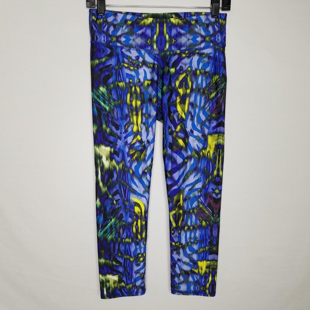 Fabletics Salar Capri Legging Abstract Size Small‎